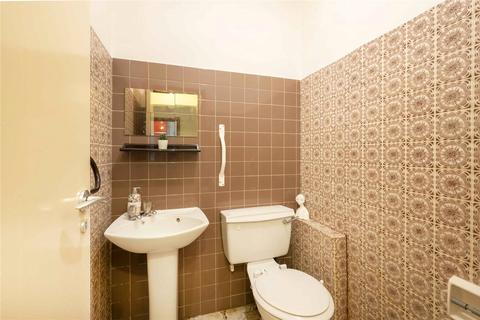 13 Dell Walk, New Malden, KT3 4RF