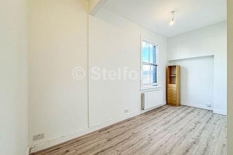 1 bedroom apartment to rent, Camden Road, London, NW1