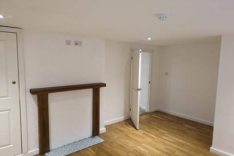 1 bedroom flat to rent, 1 bedroom Ground Floor Flat in Chichester