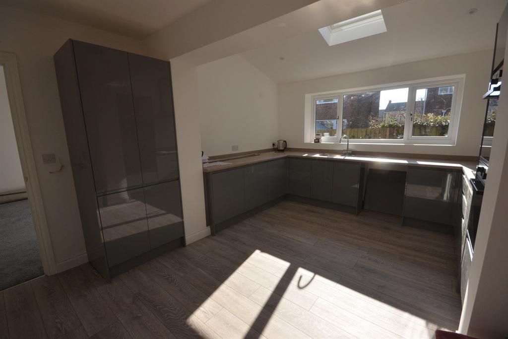 Moorfield Gardens, Cleadon 3 bed detached house for sale £399,999