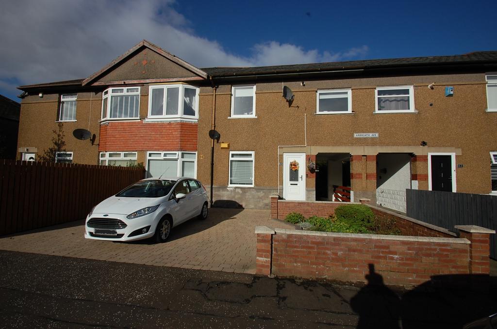 116 Arbroath Avenue, Glasgow, City of... 2 bed flat £110,000