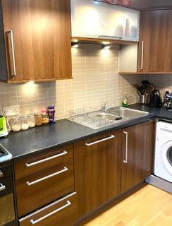 2 bedroom flat to rent, Lochrin Place, Edinburgh, EH3