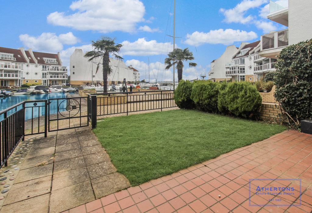 Moriconium Quay, Lake Avenue, Poole... 2 bed duplex £1,575 pcm (£363 pw)
