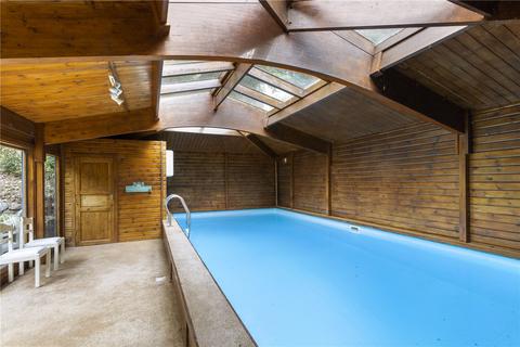 The Quarry House Guildford Road, Fetcham, Leatherhead, KT22 9DP