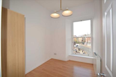 2 bedroom apartment to rent, Quarry Street, Hamilton