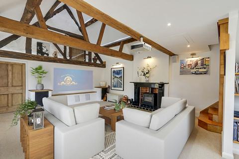 4 bedroom end of terrace house for sale, High Street, Newnham, Gloucestershire. GL14 1AD