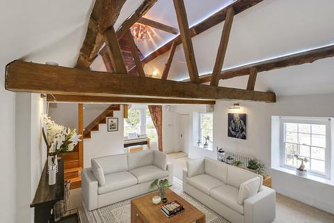 Wistaria House High Street, Newnham, GL14 1AD