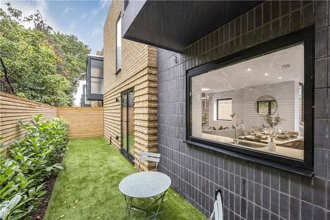 3 bedroom terraced house for sale - Burlington Road, Thornton Heath, CR7