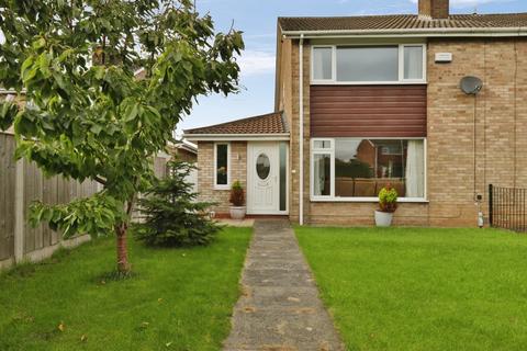 3 bedroom semi-detached house for sale, Gorsedale, Hull, HU7 4AT