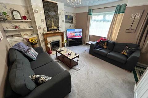 3 bedroom semi-detached house to rent, Grand Avenvue, Cardiff