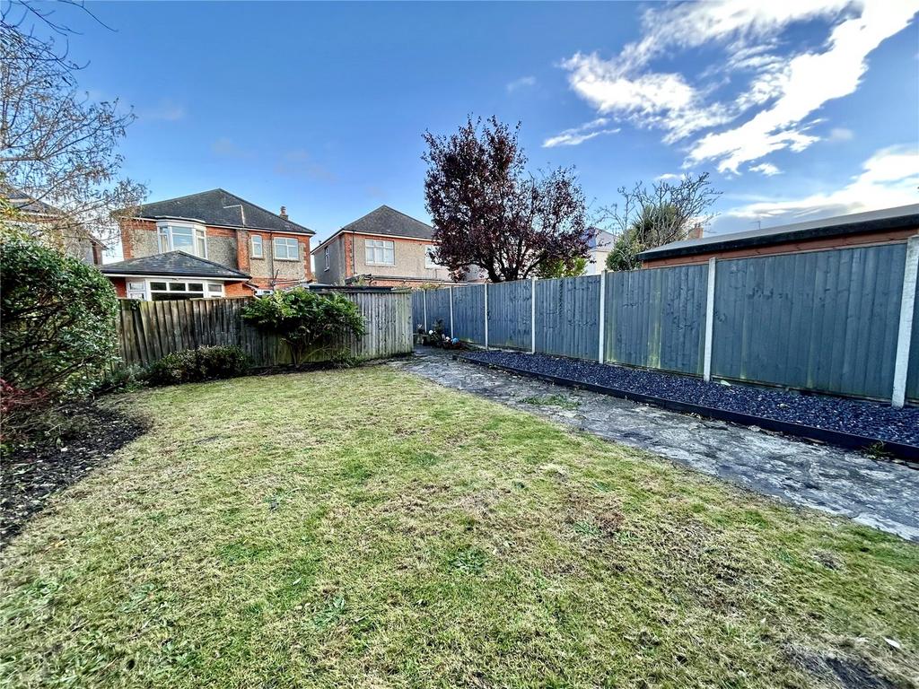 Norton Road, Bournemouth, BH9 2 bed apartment £1,250 pcm (£288 pw)