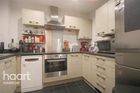 2 bedroom flat to rent, Harvil Court, Colindale NW9