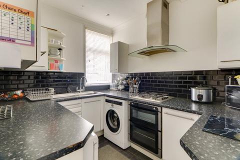 3 bedroom terraced house for sale, Collins Road, Southsea