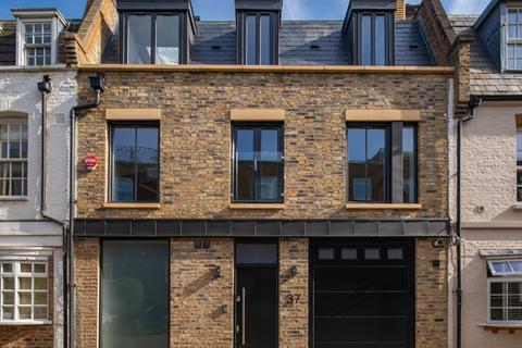 37 Devonshire Place Mews, London, W1G 6DD