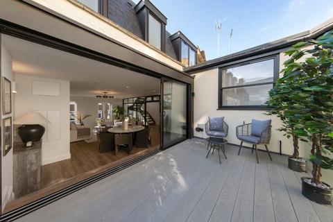 37 Devonshire Place Mews, London, W1G 6DD