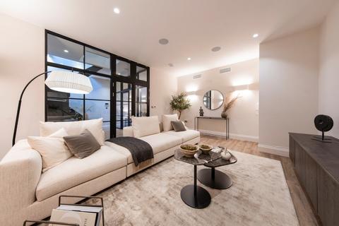37 Devonshire Place Mews, London, W1G 6DD