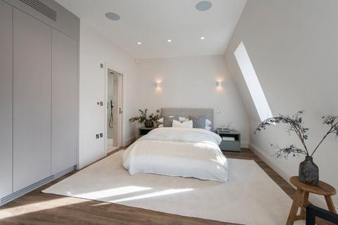 37 Devonshire Place Mews, London, W1G 6DD