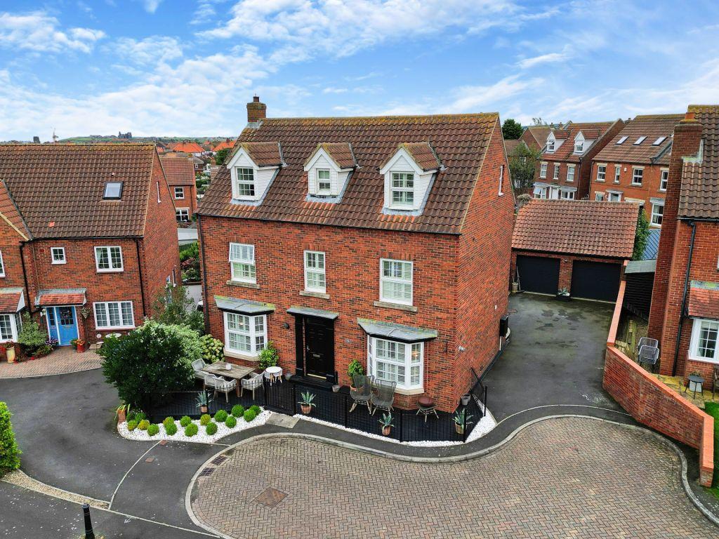 32 Chancel Way, Whitby 5 bed detached house for sale £495,000