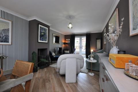 32 Chancel Way, Whitby, YO21 3NW