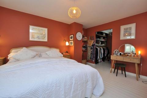 32 Chancel Way, Whitby, YO21 3NW