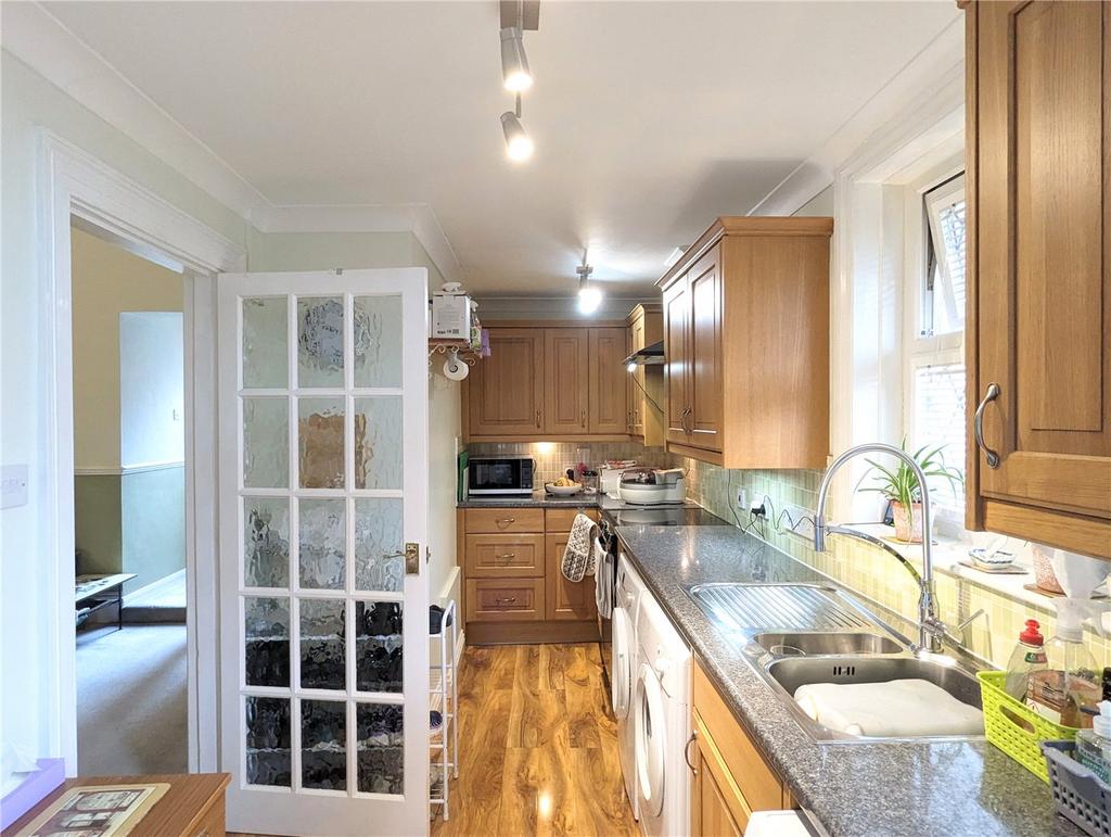 Balmoral Road, Poole, BH14 1 bed apartment for sale £170,000