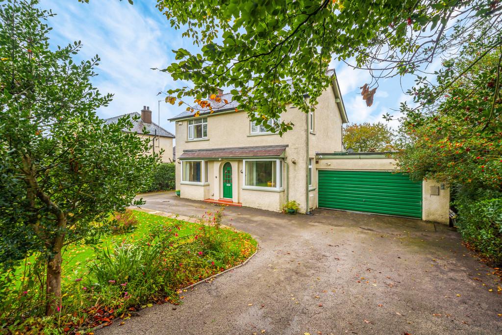 Hillside House, Endmoor, Kendal, Cumbria LA8 0ET 3 bed detached house