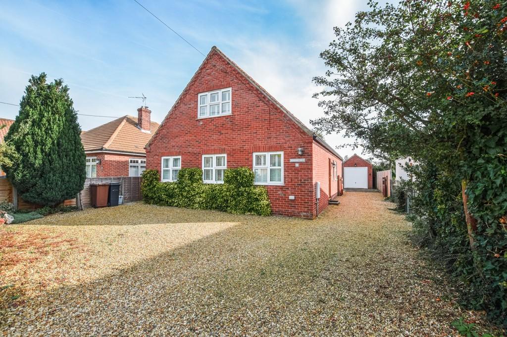 Heacham 3 bed detached bungalow for sale £465,000