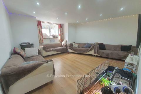 10 bedroom terraced house to rent, Headingley Avenue, Headingley LS6