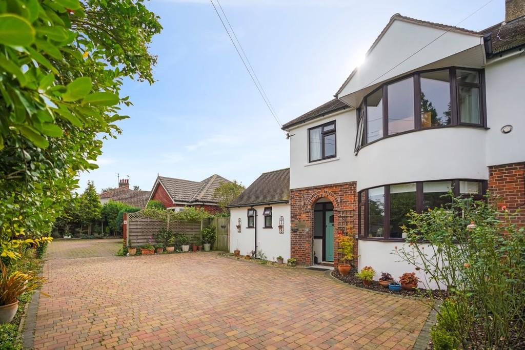 Upper Avenue, Halesworth 4 bed semidetached house for sale £375,000