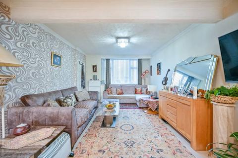 74 Durham Road, Feltham, TW14 0AE