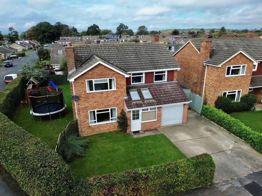 Byemoor Avenue, Great Ayton, North Yorkshire 4 bed detached house for