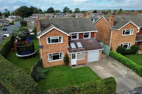 4 bedroom detached house for sale - Byemoor Avenue, Great Ayton, North Yorkshire