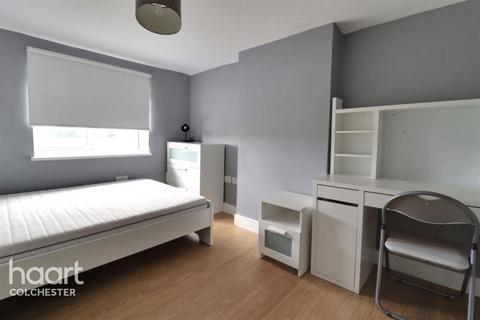 1 bedroom in a house share to rent, Colchester Road, Colchester