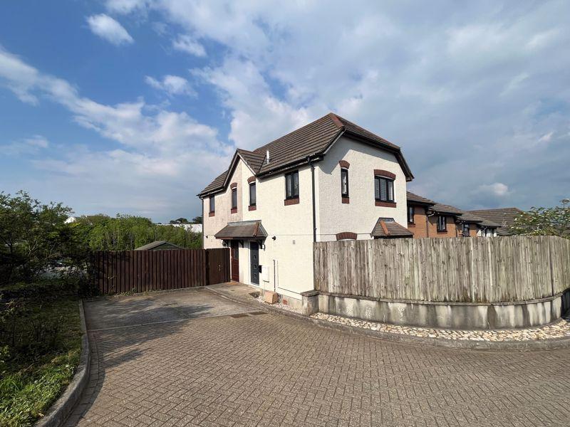 Chyvelah Ope, Truro 2 bed end of terrace house for sale £240,000