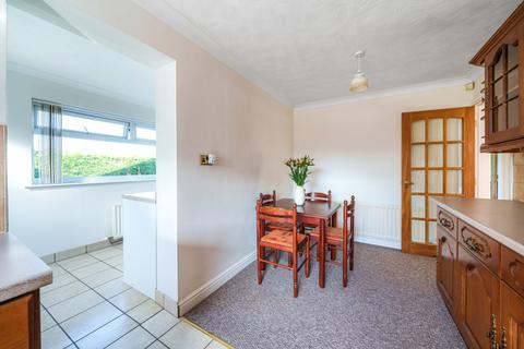 2 bedroom bungalow for sale - Sandown Road, Wrexham LL13