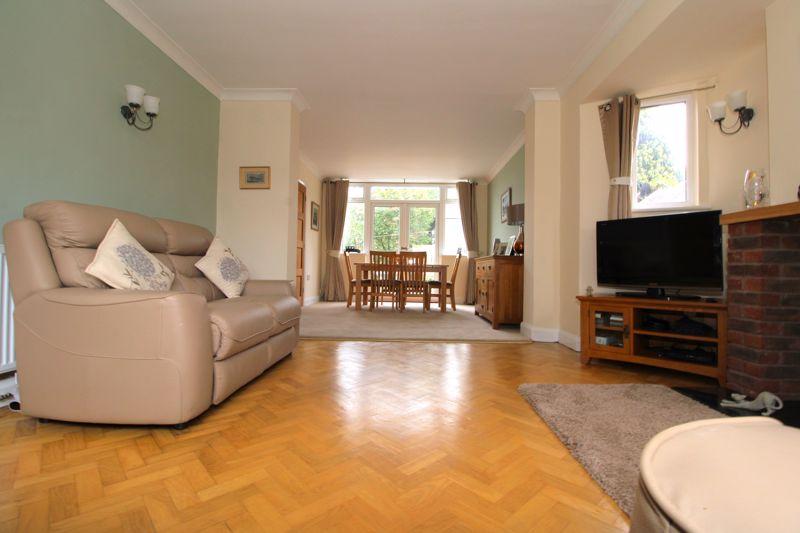 Family-Dining Room