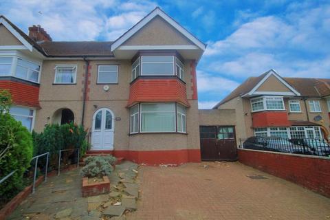 155 Costons Lane, Greenford, UB6 9AD
