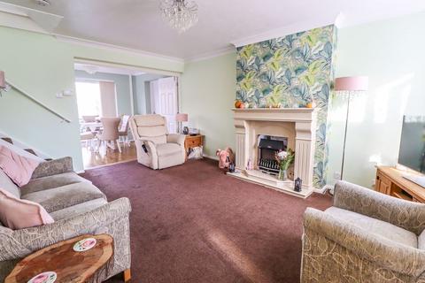 4 bedroom detached house for sale, Meadway, Benfleet