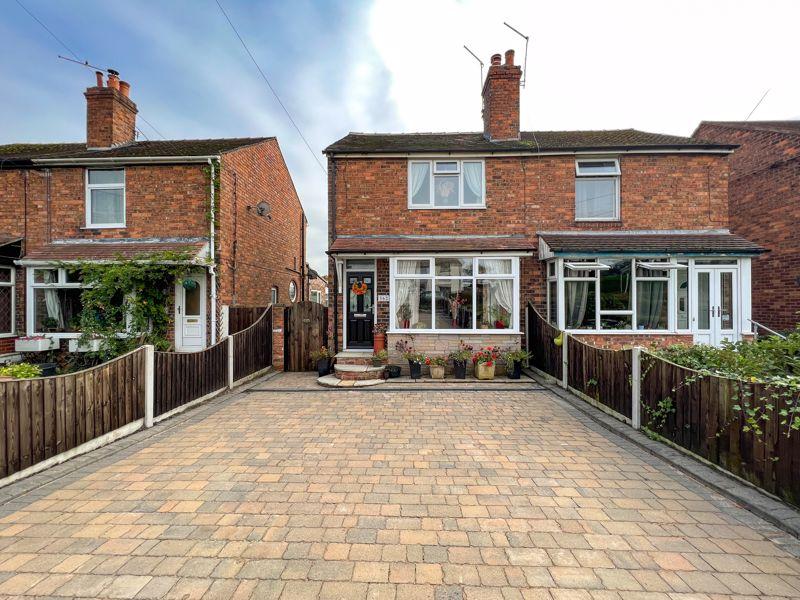 Crewe Road, Sandbach 2 bed semidetached house for sale £225,000