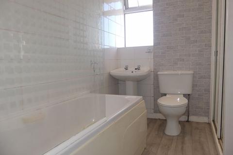 389 Ripponden Road, Oldham, OL1 4JN