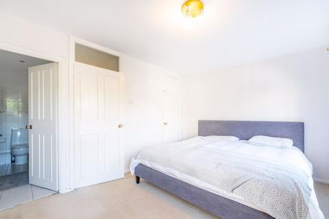 20 Heatherdale Close, Kingston Upon Thames, KT2 7SU