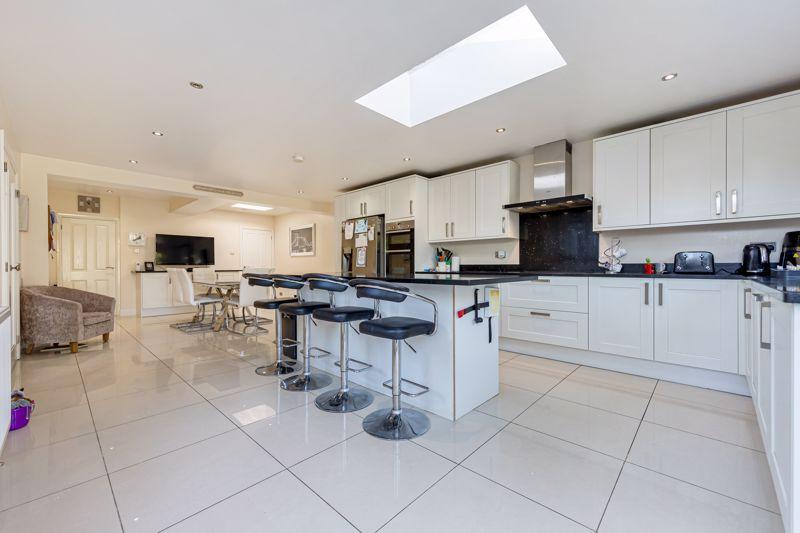 Selwyn Crescent, Hatfield 3 bed semidetached house £700,000