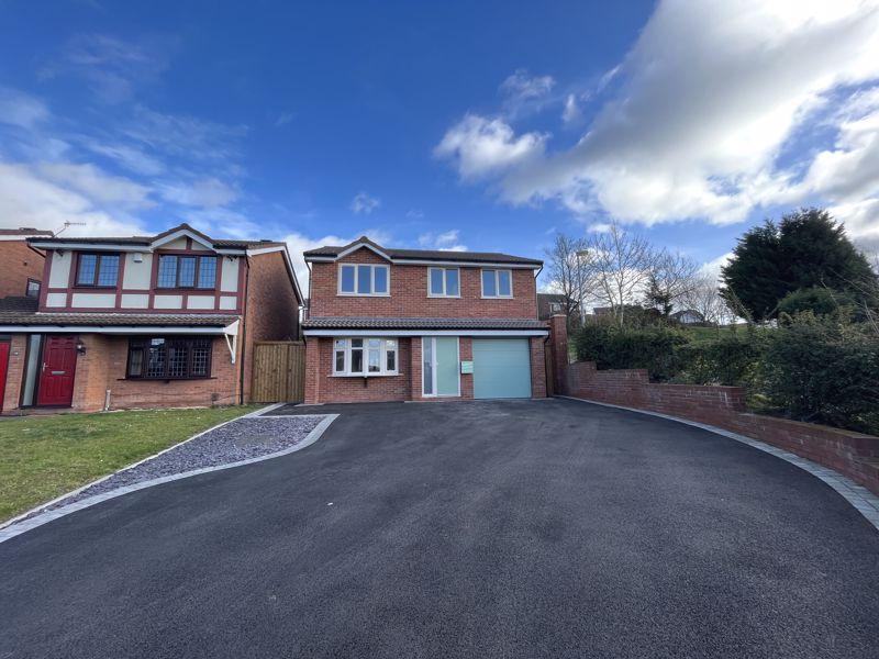 Ashton Park Drive, Brierley Hill DY5 4 bed detached house £1,600 pcm