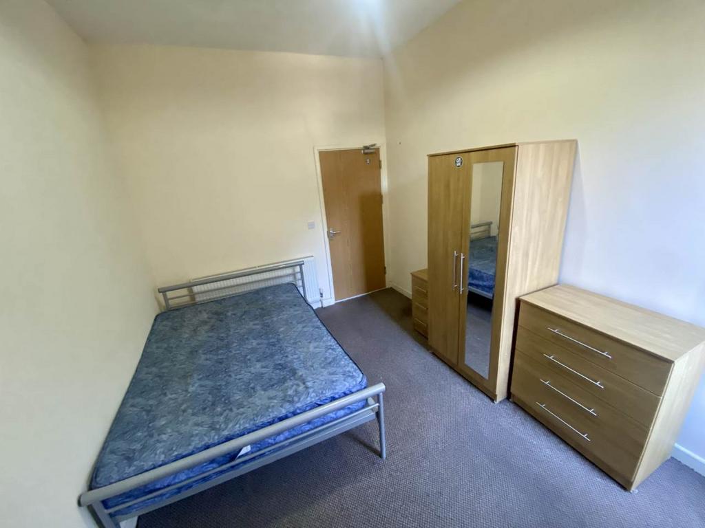 Room 1