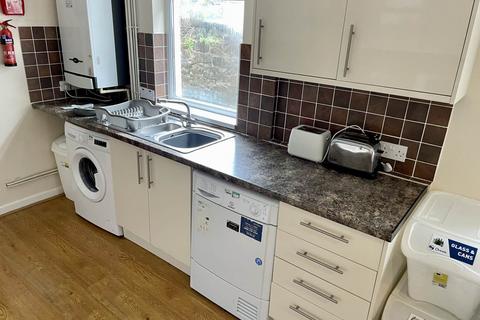 4 bedroom house to rent, Malvern Terrace, Bynmill, , Swansea