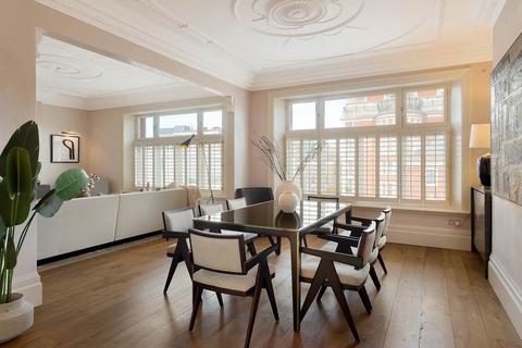 4 bedroom flat for sale, Old Court House, 24 Old Court Place, London