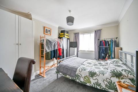 196 Twickenham Road, Isleworth, TW7 7DR