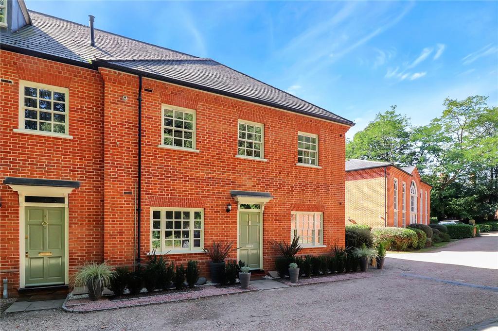 Mulberry Close, Watford, Herts, WD17 2 bed flat £1,650 pcm (£381 pw)