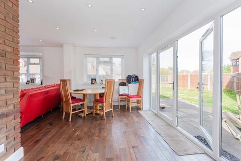 3 Springfield Road, Slough, SL3 8QJ