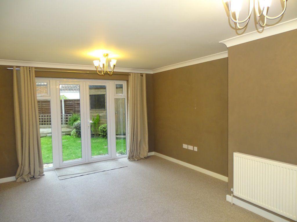 Thunder Lane, Thorpe St Andrew Norwich 2 bed house £1,050 pcm (£242 pw)